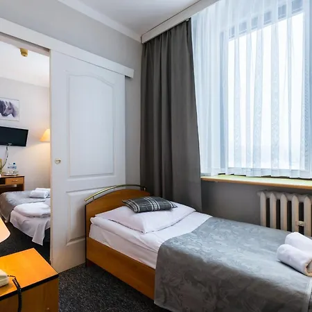 Helios 300m Od Krupowek Nowy Basen Od 12 Lipca 자코파네