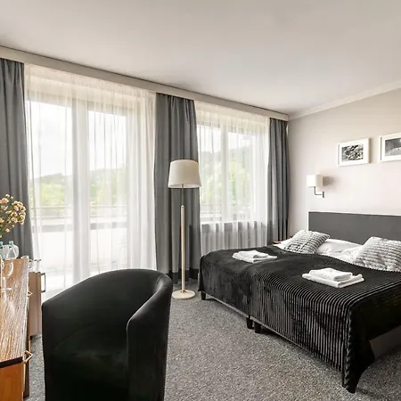 Helios 300m Od Krupowek Nowy Basen Od 12 Lipca Otel