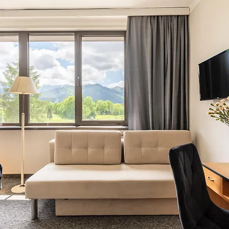 Helios 300m Od Krupówek Nowy Basen Od 12 Lipca 2* Zakopane