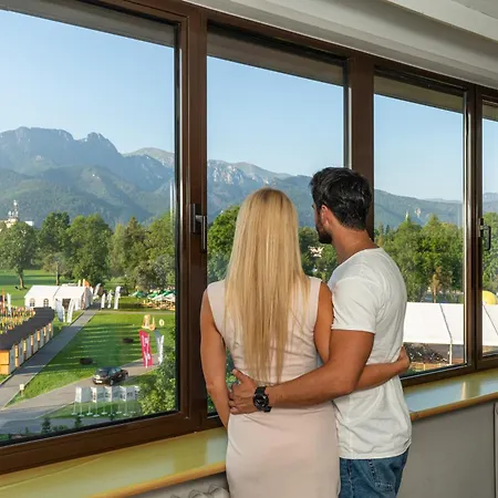 Helios 300m Od Krupowek Nowy Basen Od 12 Lipca 자코파네