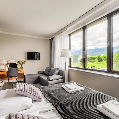 Helios 300m Od Krupówek Nowy Basen Od 12 Lipca Zakopane