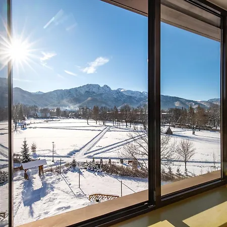 Helios 300m Od Krupowek Nowy Basen Od 12 Lipca 2* Zakopane