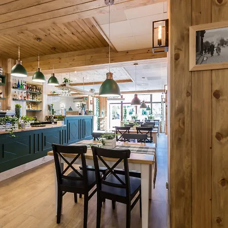 호텔 Helios 300m Od Krupowek Nowy Basen Od 12 Lipca 2*