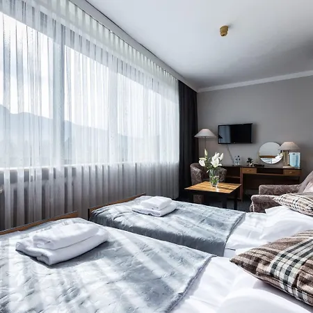 호텔 Helios 300m Od Krupowek Nowy Basen Od 12 Lipca 자코파네