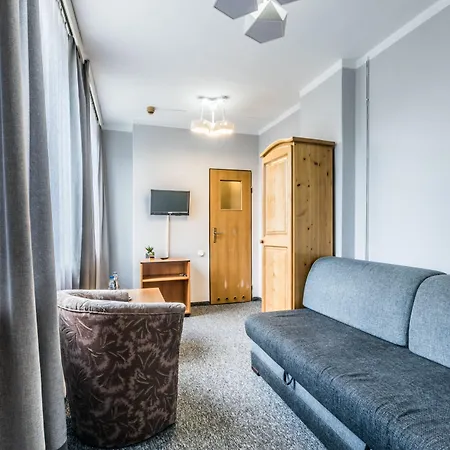 Helios 300m Od Krupowek Nowy Basen Od 12 Lipca 호텔 자코파네