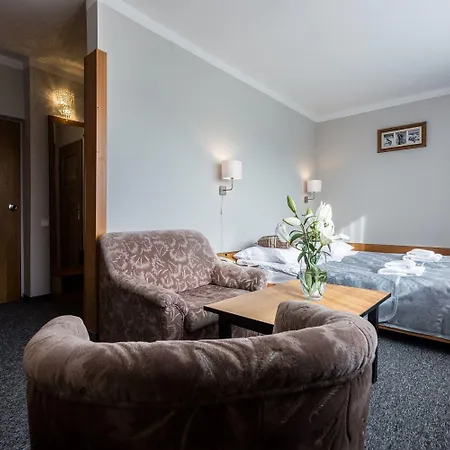 호텔 Helios 300m Od Krupowek Nowy Basen Od 12 Lipca