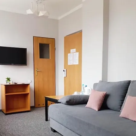 Helios 300m Od Krupowek Nowy Basen Od 12 Lipca 2* 자코파네