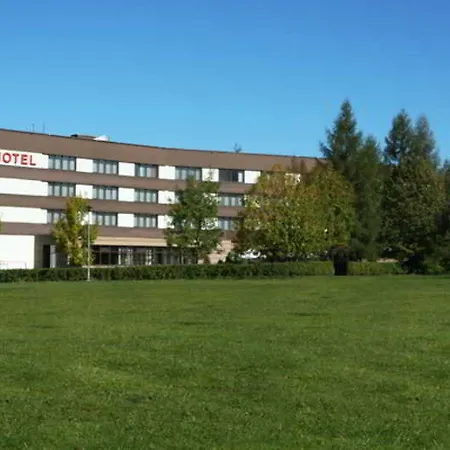 Hotel Helios 300m Od Krupowek Nowy Basen Od 12 Lipca 2*