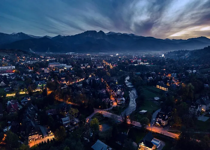 Hotel Helios 300m Od Krupowek Nowy Basen Od 12 Lipca 2*