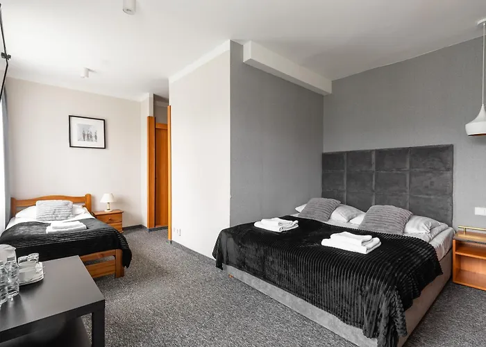 Hotel Helios 300m Od Krupowek Nowy Basen Od 12 Lipca 2*