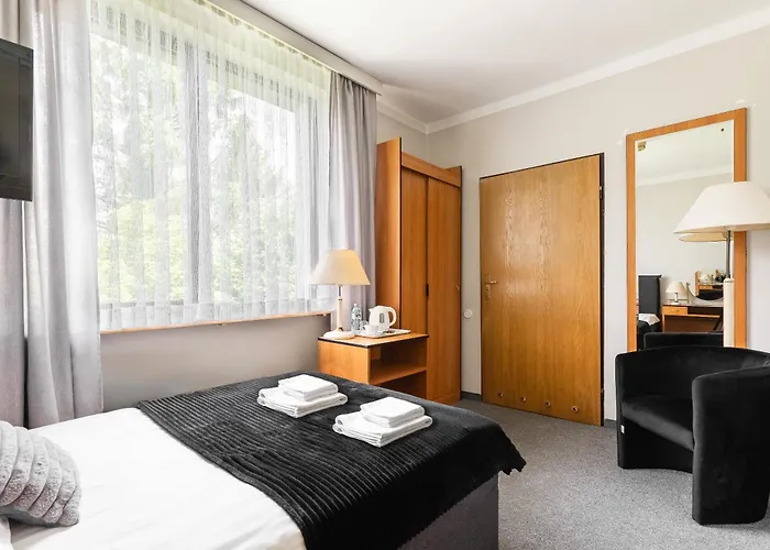 Hotel Helios 300m Od Krupowek Nowy Basen Od 12 Lipca