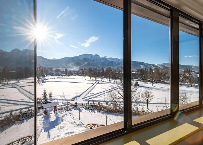 Helios 300m Od Krupowek Nowy Basen Od 12 Lipca 2* Zakopane